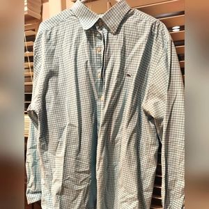 Men's VV Button-down Whale Shirt in size XL.